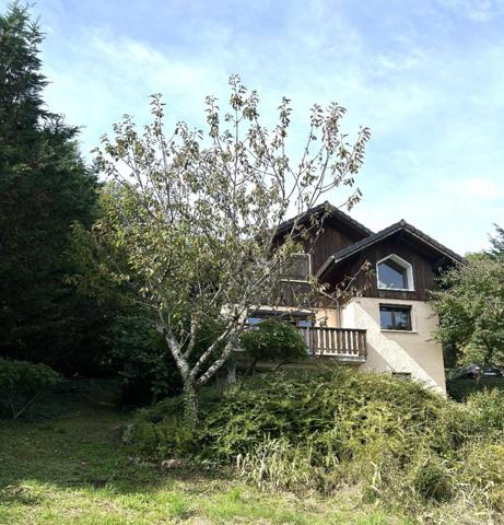 HAUTEUR DE SAINT BALDOPH sur 1892 M2 de terrain