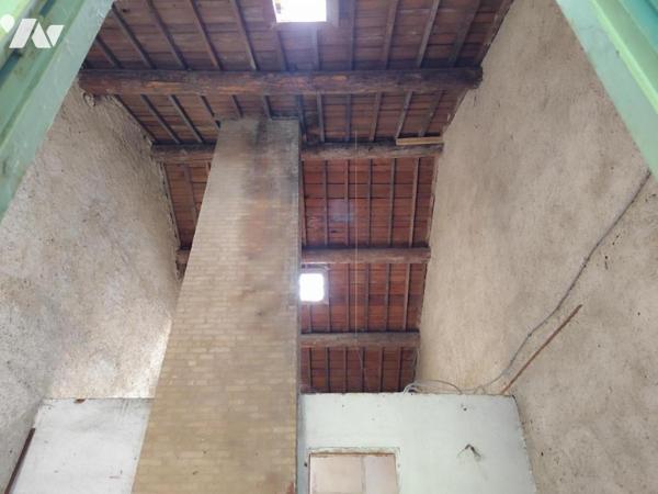 Maison d'habitation avec garage & jardin