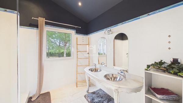 Hamilton l'Immobilier de prestige et propriétés singulières. Sanguinet