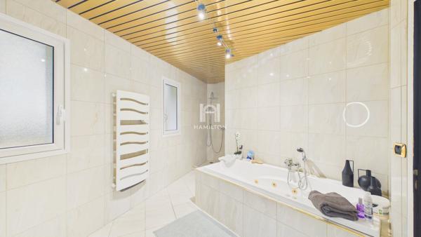 Hamilton l'Immobilier de prestige et propriétés singulières. Sanguinet