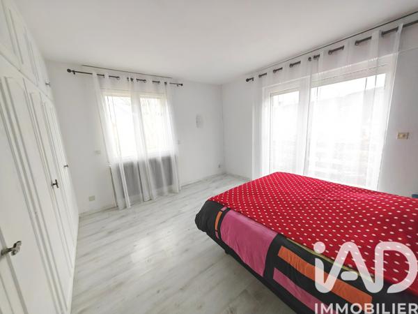 Maison à vendre 8 pièces 318 m² Villers-le-Lac