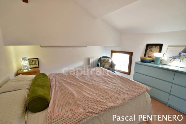 Appartement T3 dans maison de village, au cœur de Villars Les Dombes