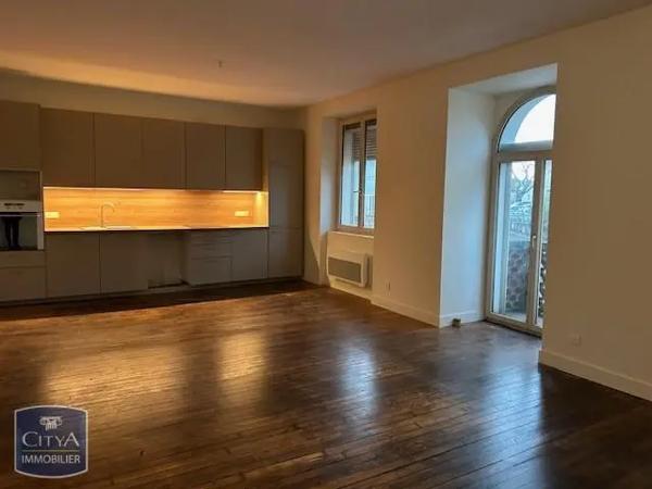 Appartement à louer 2 pièces 73.35m²