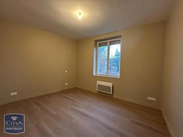 Appartement à louer 2 pièces 73.35m²