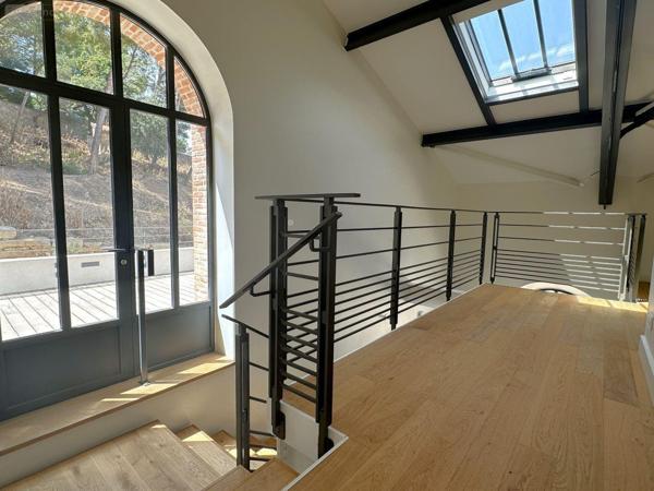 Loft à vendre à La Seyne-sur-Mer dans le Var (83500), ref : 14517/474   
EGUILLETTE