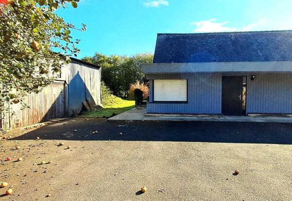En campagne, longère composée de deux logements