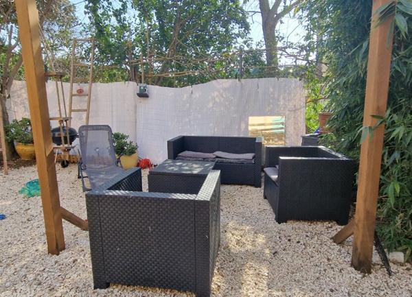 Appartement à vendre    1 pièce •  Six-Fours-les-Plages