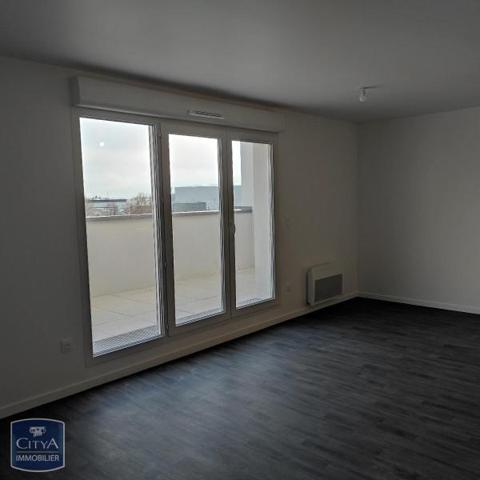 Appartement à louer 3 pièces 69.28m² Chartres (28000)