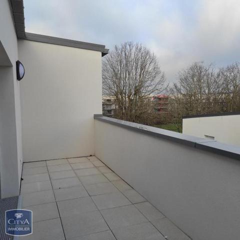 Appartement à louer 3 pièces 69.28m² Chartres (28000)