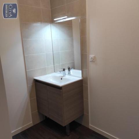 Appartement à louer 3 pièces 69.28m² Chartres (28000)