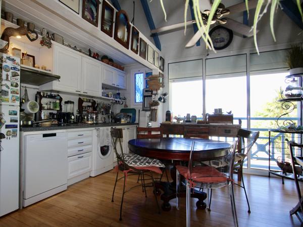 Gosier (97190) Appartement T2 bis atypique avec vue mer– Résidence avec piscine- Gosier