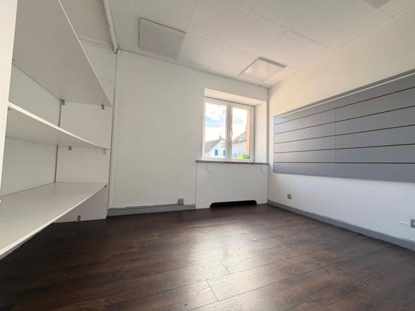 local commercial de 73 m2 sur axe passant à MANDEURE