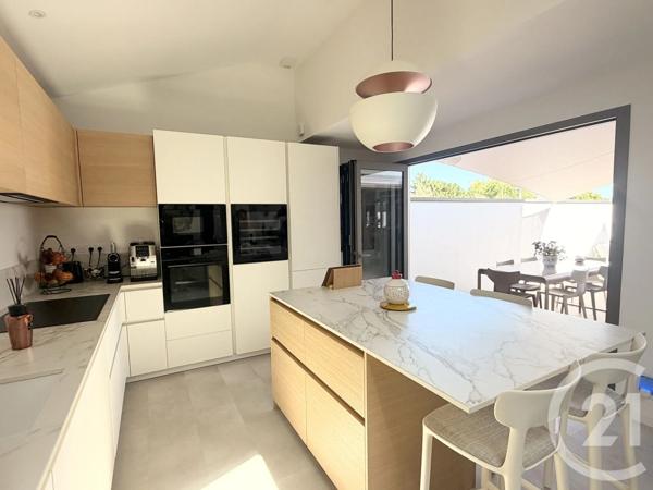 Maison à vendre  5 pièces - 128 m 2   PORNIC  - 44