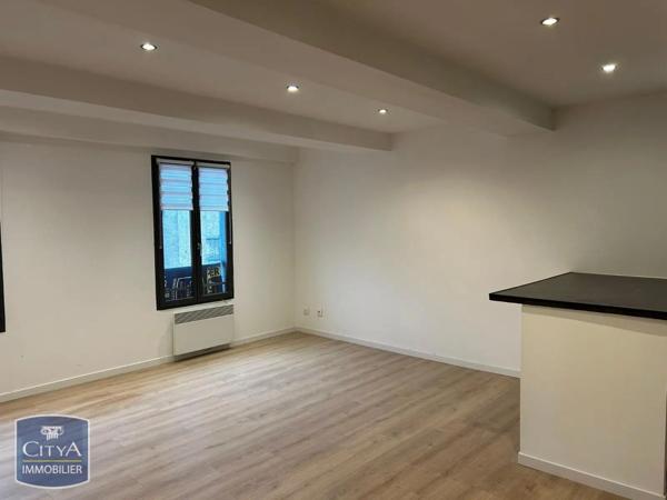 Appartement à louer 5 pièces 105.83m²