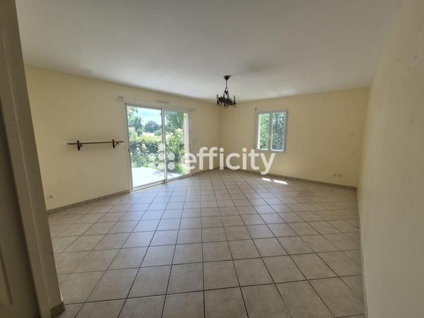 Maison
         5 pièces
        - 91 m² 165 000 € *
