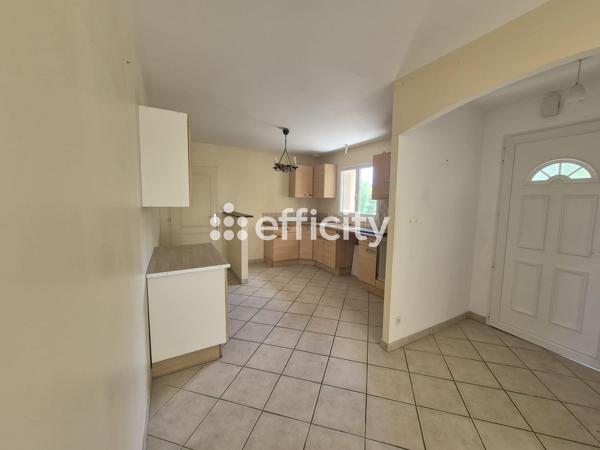 Maison
         5 pièces
        - 91 m² 165 000 € *