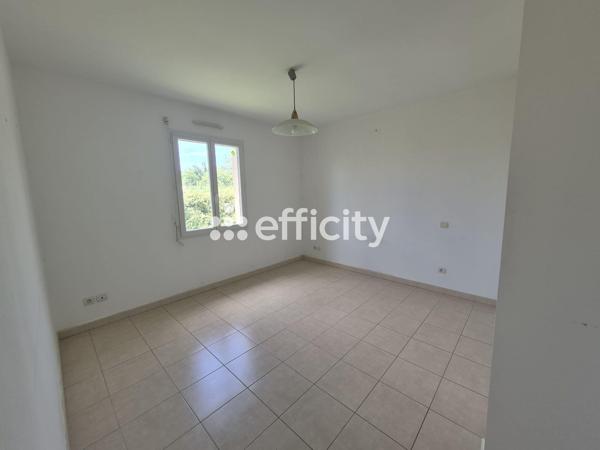 Maison
         5 pièces
        - 91 m² 165 000 € *