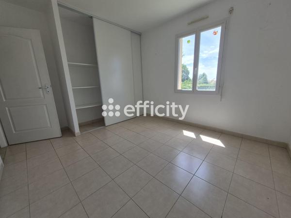 Maison
         5 pièces
        - 91 m² 165 000 € *