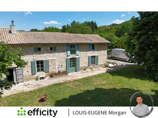 Maison
         6 pièces
        - 216 m²