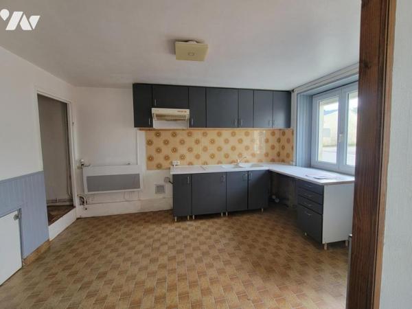 Maison d'habitation à rénover proche centre-ville et commodités