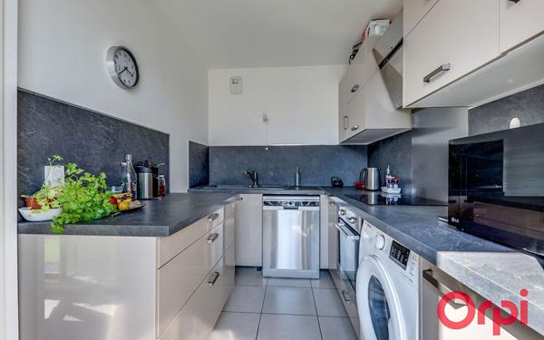 Appartement à vendre    5 pièces • 103 m2 Bagnolet