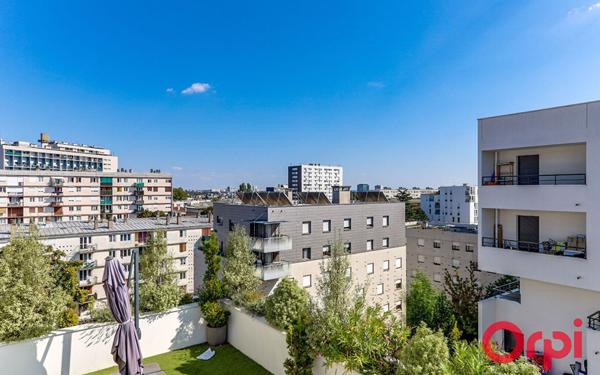 Appartement à vendre    5 pièces • 103 m2 Bagnolet