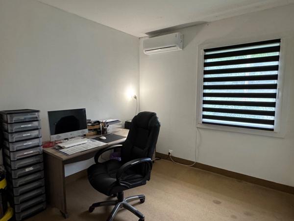 VILLA AVEC PISCINE SUR PARC ARBORÉ