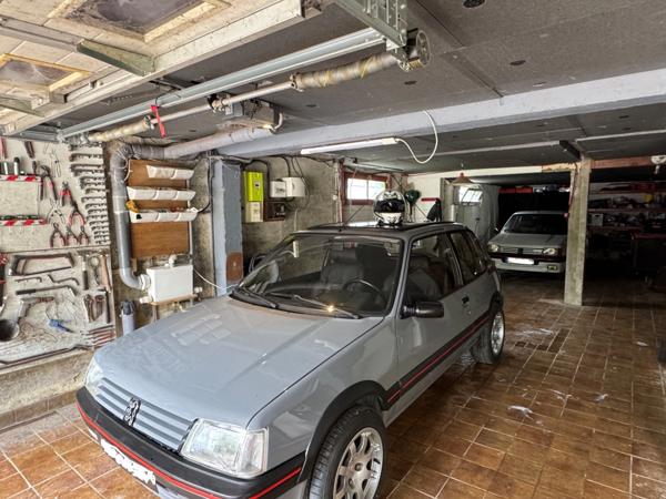VILLA AVEC PISCINE SUR PARC ARBORÉ