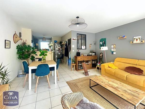 Maison à vendre 4 pièces 89.83m² Carpiquet (14650)