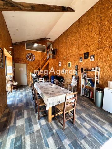 Immeuble à SAINTE-MERE-EGLISE, 50480 - 250m²