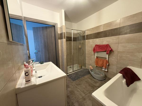 Bastia (20600) À Vendre – Spacieux T3 avec deux terrasses dont une vue mer – Quartier prisé