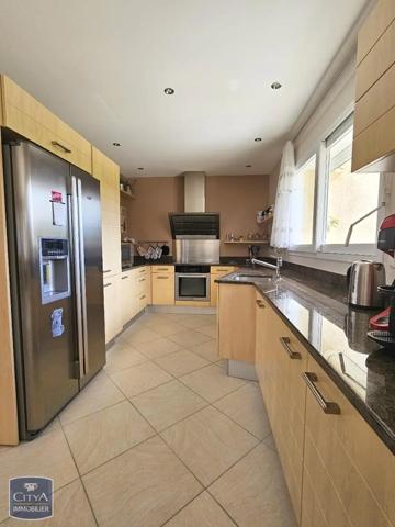 Vente maison 7 pièces de 179.21m²