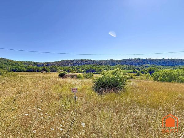 Terrain à batir de 4170m² avec PC accordé pour une villa de 200m²