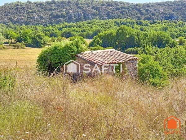Terrain à batir de 4170m² avec PC accordé pour une villa de 200m²