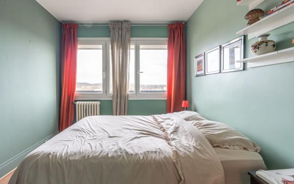 Appartement à vendre    3 pièces • 50,24 m2 Maisons-Alfort