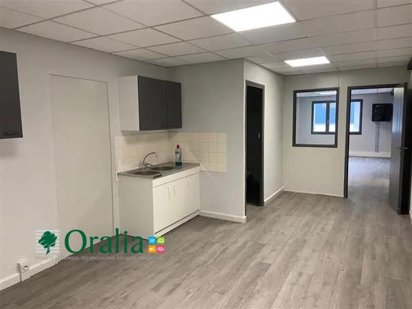 Local commercial · Location Saint Symphorien D'ozon (69360)