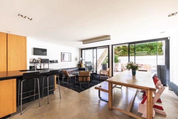 Boulogne Billancourt . Duplex de 339m² / 7 chambres, terrasse, double Parking. Profession Libérale possible