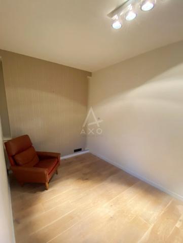 Boulogne Billancourt . Duplex de 339m² / 7 chambres, terrasse, double Parking. Profession Libérale possible