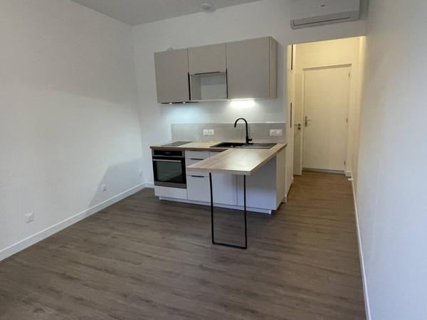 Immeuble à vendre 8 pièces de 170 m²