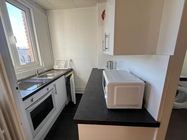 A LOUER : T1 à LILLE • Hypercentre • 725 € CC • Réf. 67412929563