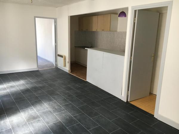 Appartement à ROMORANTIN-LANTHENAY, 41200 - 2 pièces 74m²