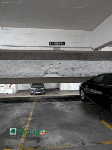 Parking · Location Paris (75009)