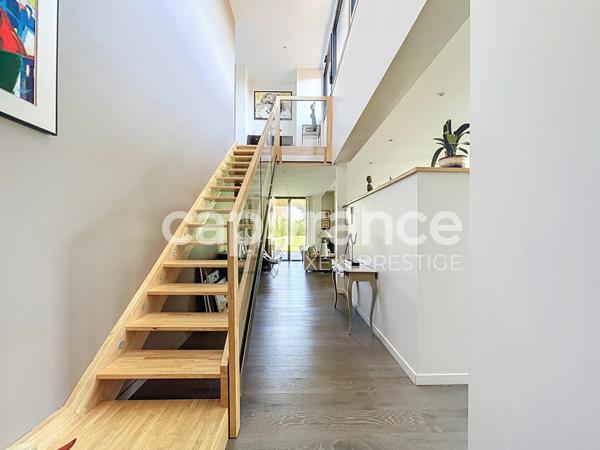 Maison contemporaine 232 m2 5 chambres