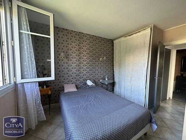 Appartement à vendre 4 pièces 64m² Nîmes (30000)