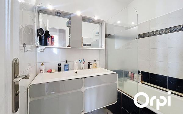 Appartement à vendre    5 pièces • 110,09 m2 Villeurbanne