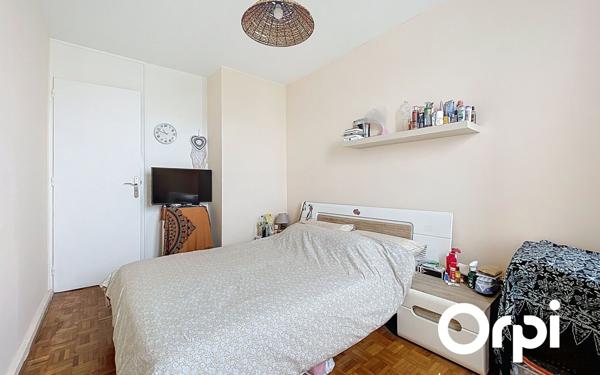 Appartement à vendre    5 pièces • 110,09 m2 Villeurbanne