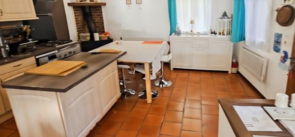 Callian (83440) A VENDRE, CALLIAN, maison de village 3 pièces 49 m² LC + dépendances