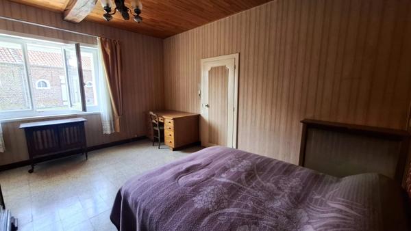 A vendre à LEVERGIE (02420) , Longère habitable de plain pied, avec Hangar, Garage et Dépendances