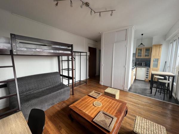 A LOUER : Studio de 25m² meublé - Cave