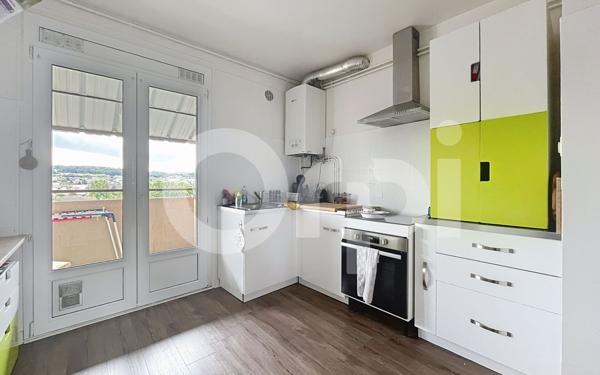 Appartement à louer    3 pièces •  Brive-la-Gaillarde